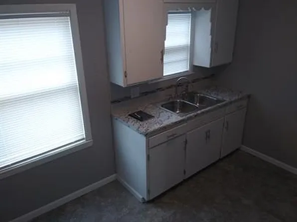 2024 W Irving St #3, Wichita, KS 67213