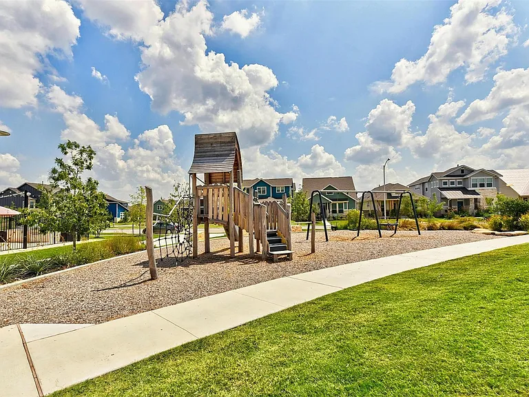 5913 Charles Merle Dr #B — Photo 28