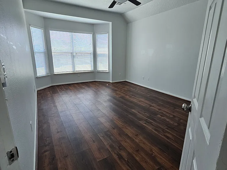 12310 Robin Meadow Cir — Photo 13
