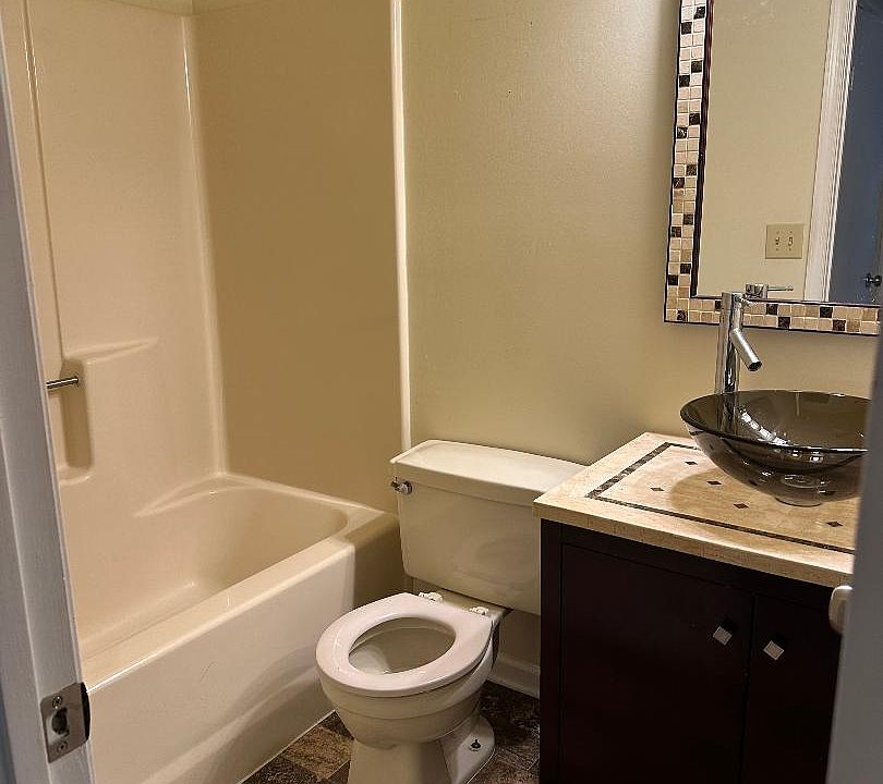 1st image of 123 Seaside Ln #123
