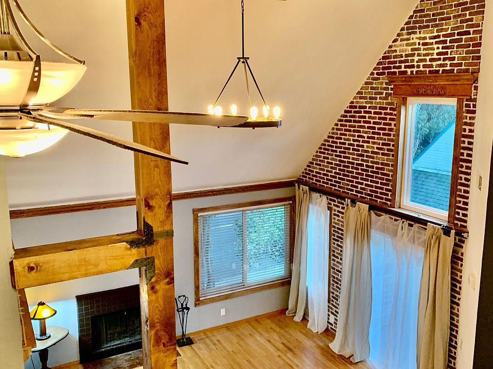 1st image of 3795 Stoneglen N