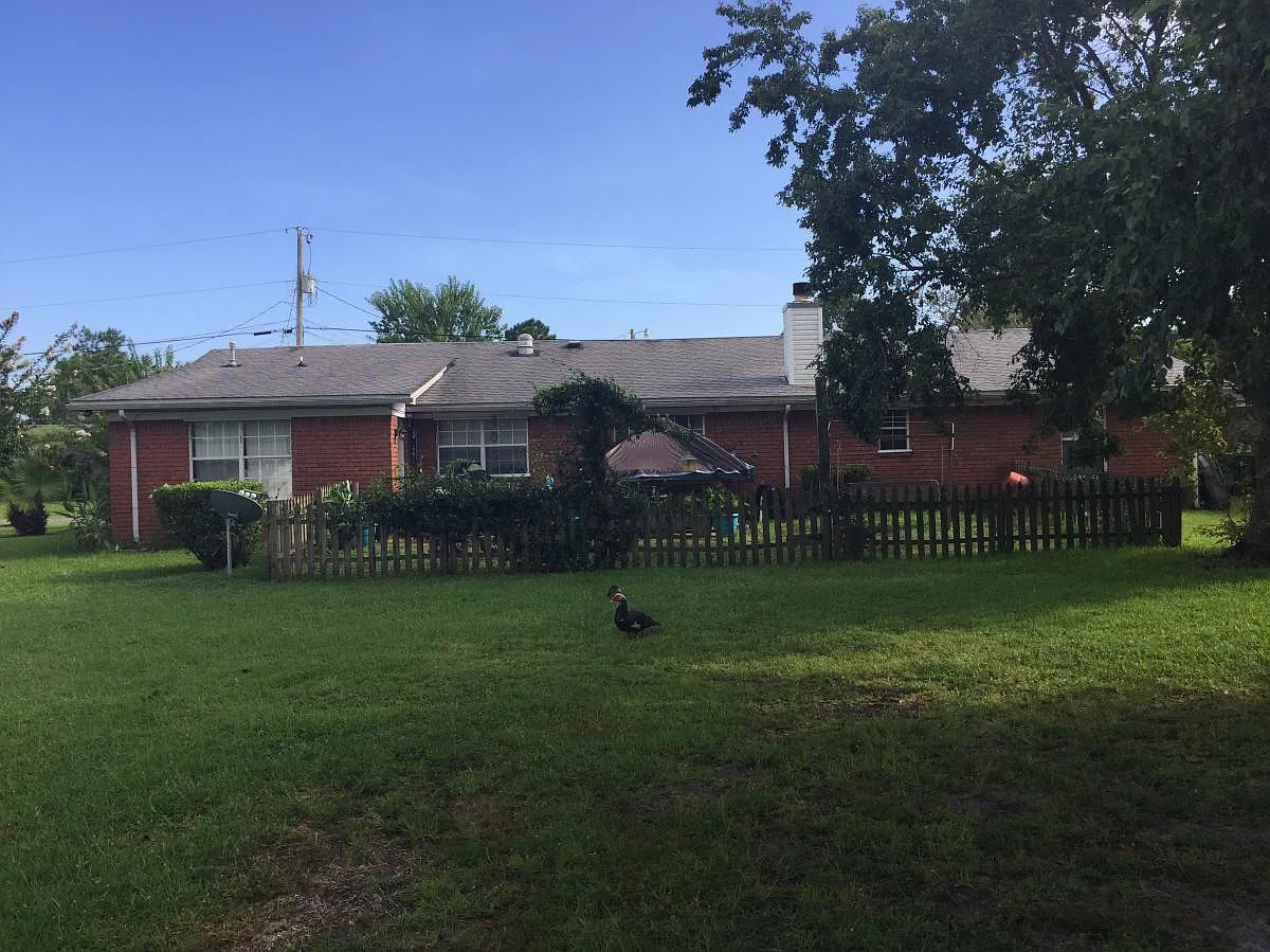 9860 Creet Circle — Photo 3