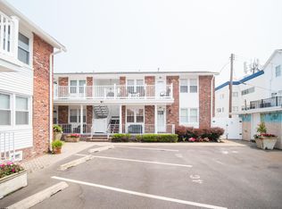 9711 Ventnor Ave APT 4B, Margate City, NJ 08402