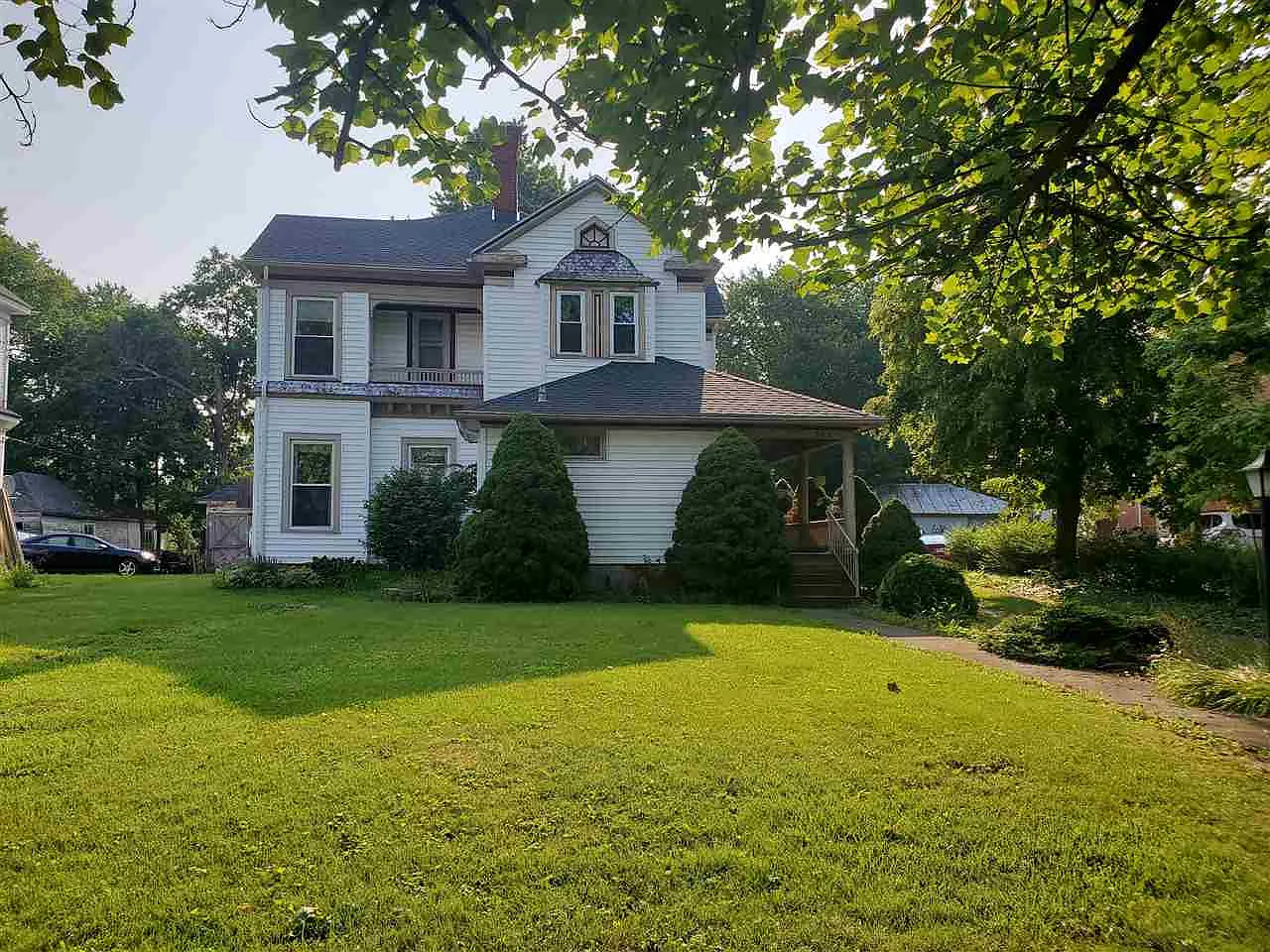 606 N Howard St photo 1