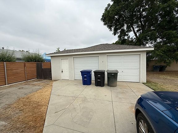 5th image of 9939 Park St #9943