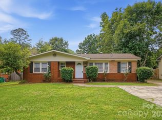 2032 Eastway Dr, Charlotte, NC 28205
