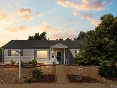 707 Uvalda Street, Aurora, CO, 80011