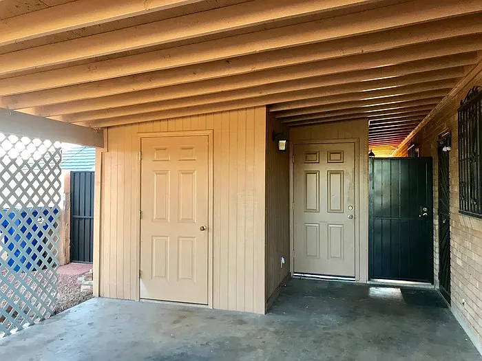 4 bed, 3.0 bath, 1400 sqft, $1,850 — Photo 2