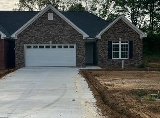 118 SW Freedoms Way, Calhoun, GA 30701