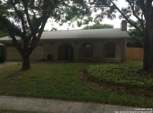 1814 Mossy Creek Dr, San Antonio, TX 78245
