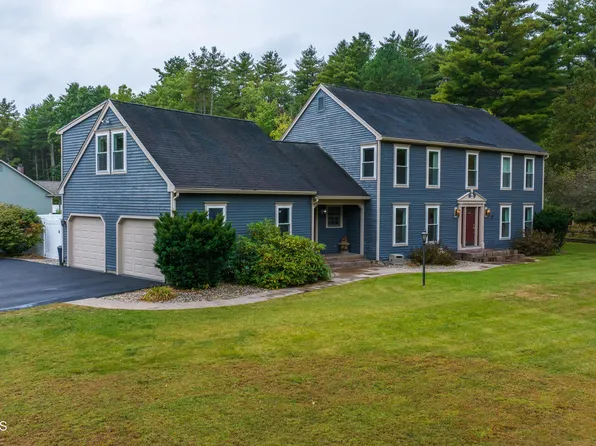 17 Revere Road, Queensbury, NY 12804
