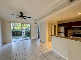 1954 Freeport Lane #1954, Riviera Beach, FL 33404