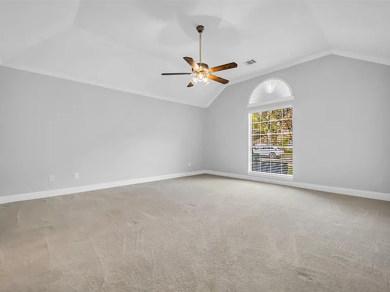 3827 Bratton St — Photo 18