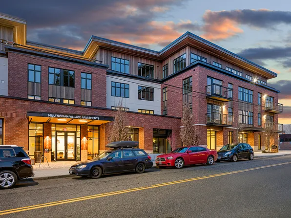 Multnomah Village Apartments