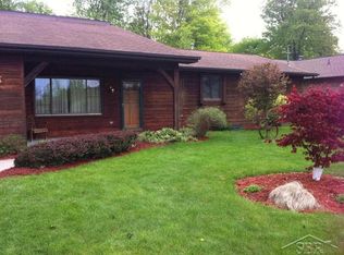 9735 Tittabawassee Rd, Freeland, MI 48623