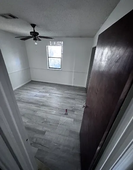 5521 Green Valley Ave — Photo 9