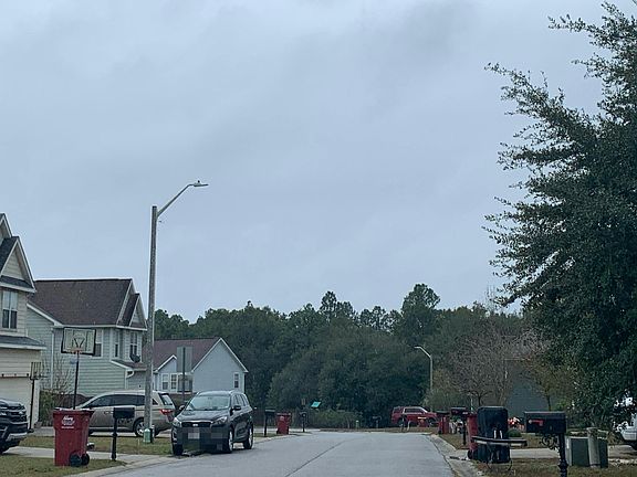 5th image of 409 Peoria Blvd