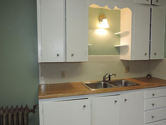 Kitchen Apt 301 $600
