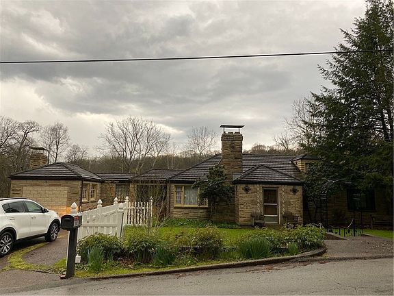 2nd image of 1801 Triphammer Rd