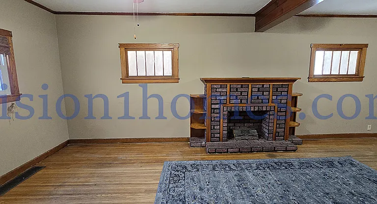 718 W Murphy St — Photo 14
