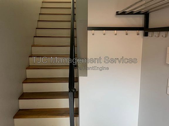 5th image of 2345 Walnut St Unit 29