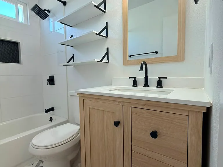 1811 Iris Way — Photo 11