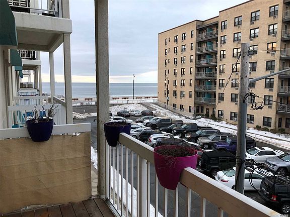 2nd image of 20 Franklin Blvd APT 311