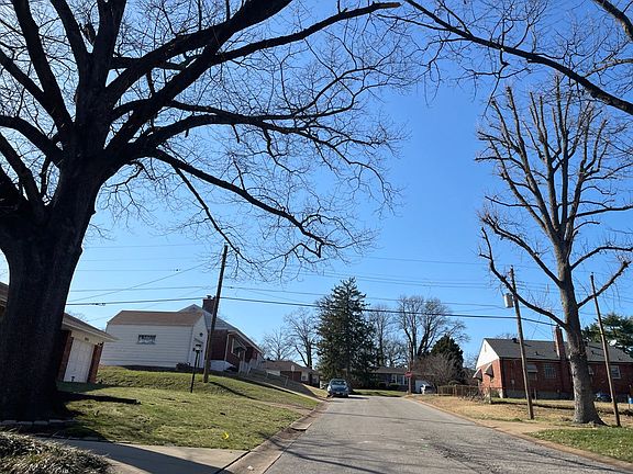 4th image of 6814 Murray St