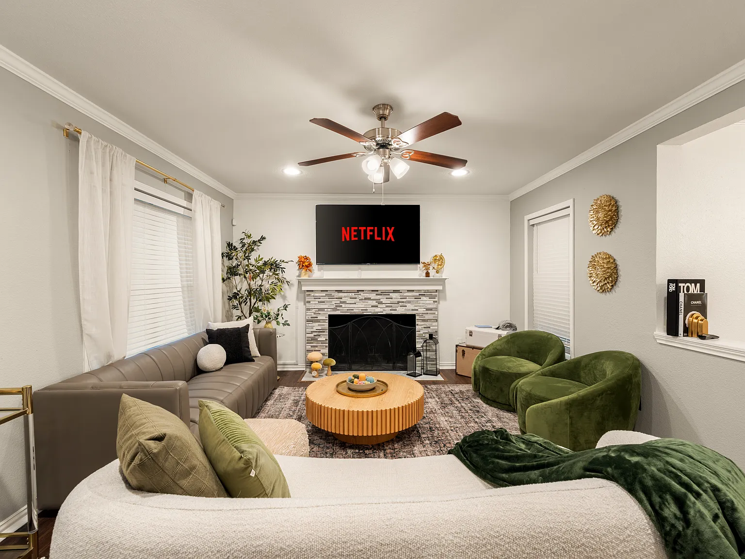 4 bed, 2000 sqft, $8,500 — Photo 4