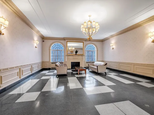 111-15 75th Avenue image 14 of 17