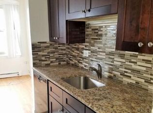 3710-3710 N Pine Grove Ave #208, Chicago, IL 60613