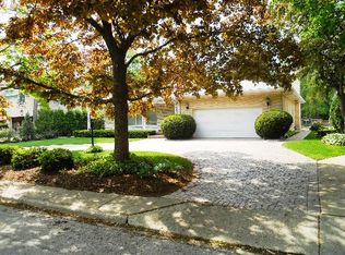 6616 N Minnehaha Ave, Lincolnwood, IL 60712