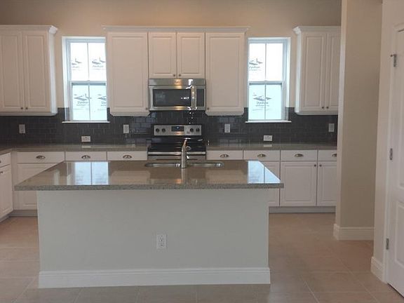 5th image of 849 Oakland Park Blvd #1B