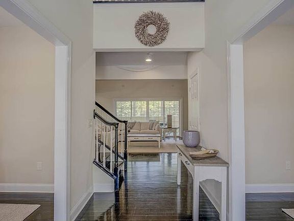 4th image of 11470 Heron Ln