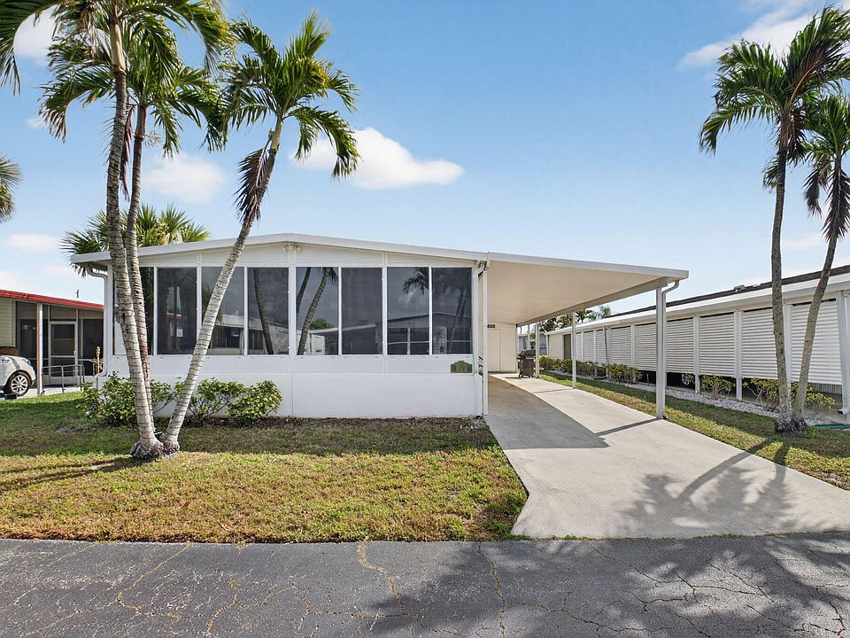 1st image of 53002 Del Rio Bay