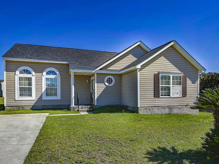 331 Woodcote Dr — Photo 23