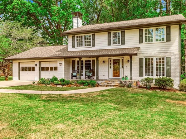 1111 Banbury Cross, Avondale Estates, GA 30002