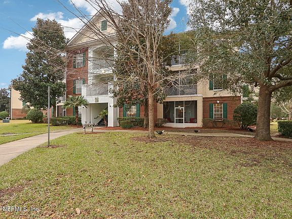 2nd image of 785 OAKLEAF PLANTATION Parkway #1614
