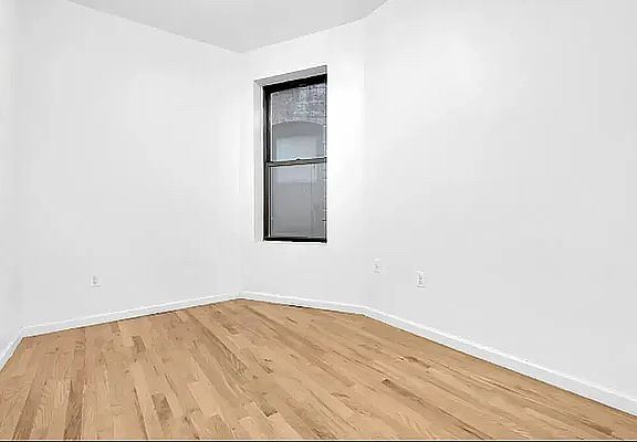 4th image of 200 W 82nd St APT 2E