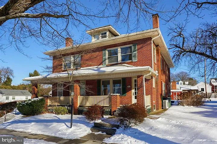 215 Pinehurst Rd #1