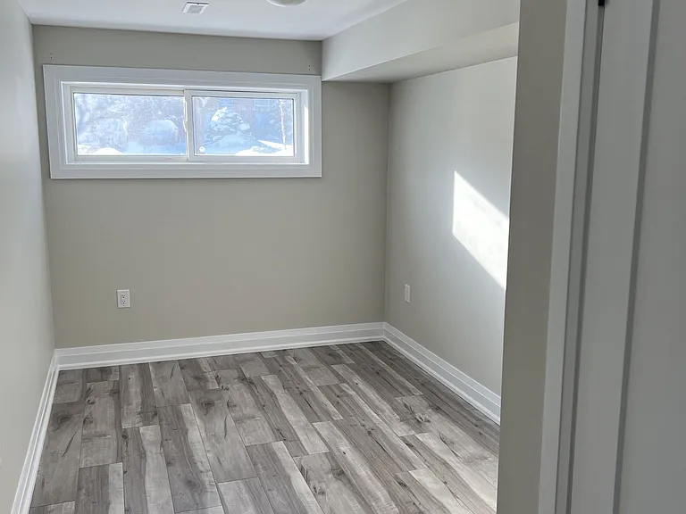 52A Janice Dr — Photo 7