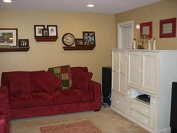2nd image of 134 Lincoln Ave