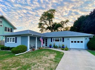 1509 Main St, Grinnell, IA 50112