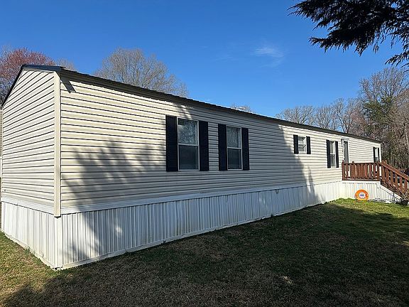 3rd image of 4200 Us Hwy 29 N Trlr 321