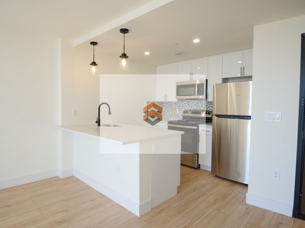 33 Bedford Park Blvd #A