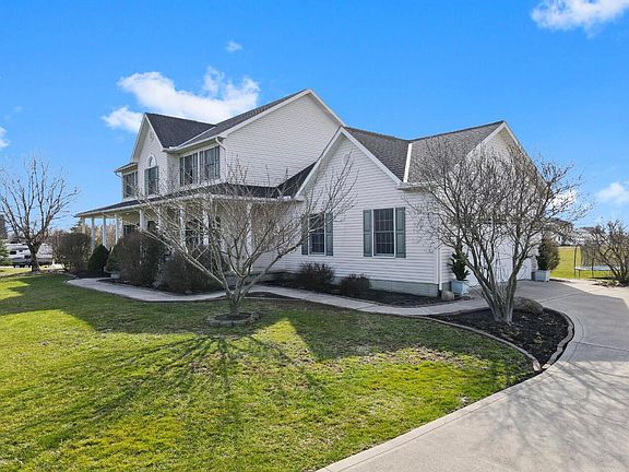 2nd image of 12259 Beechtree Ct N
