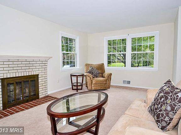 2nd image of 10213 Shiloh St