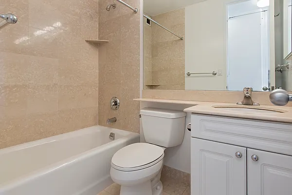 Rented by Renetta Real Estate | media 67