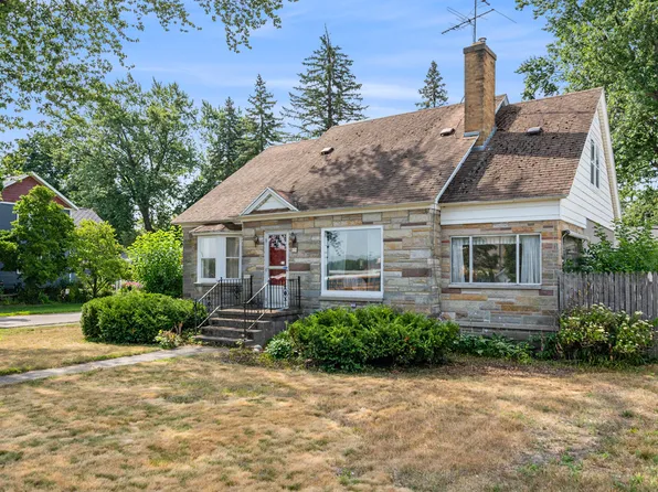 654 E Central Ave, Zeeland, MI 49464