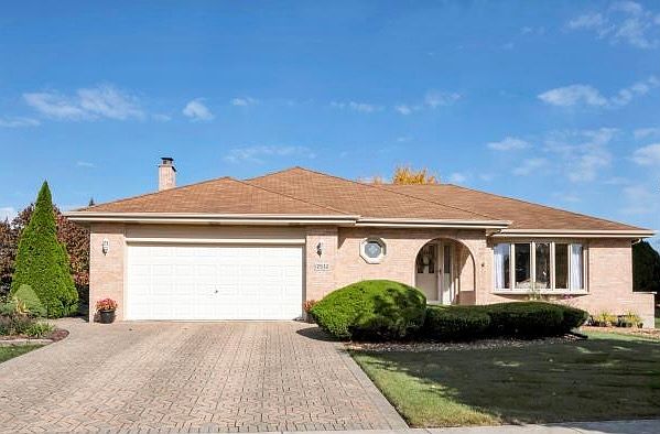 1st image of 12532 Rosewood Dr